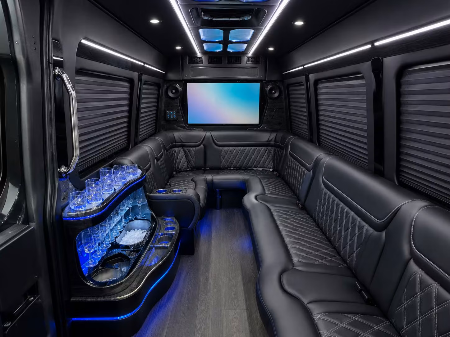 for quick and easy corporate event transportation in fort lauderdale charterbusfortlauderdale com delivers