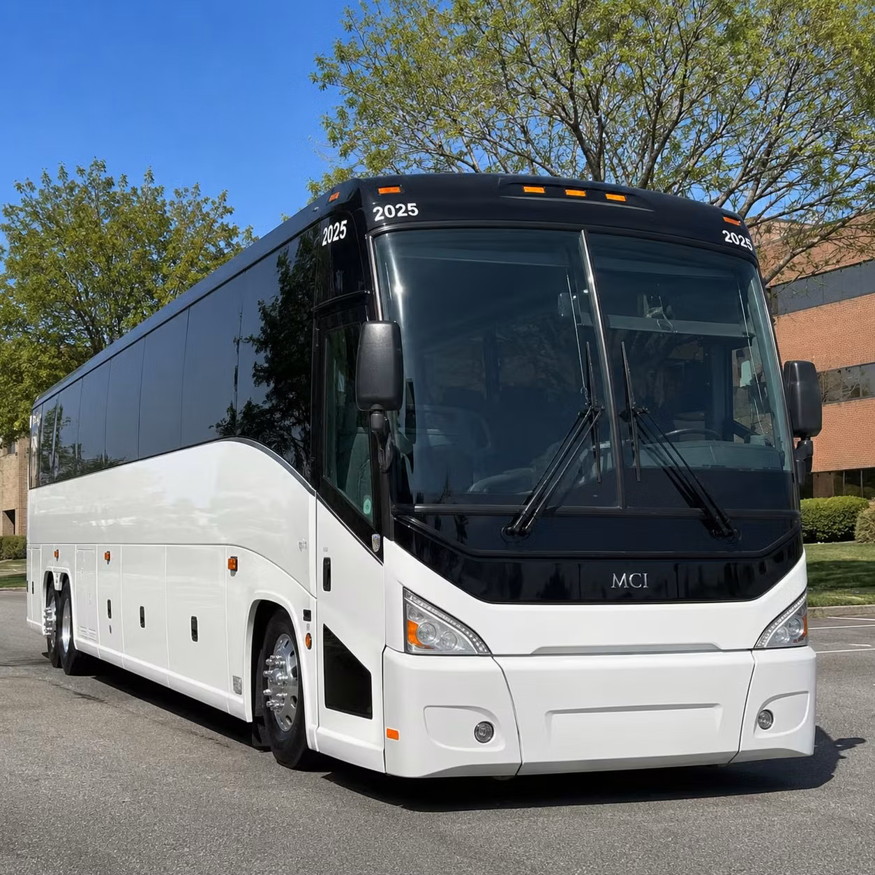 fort lauderdale beach and outdoor concert bus rentals