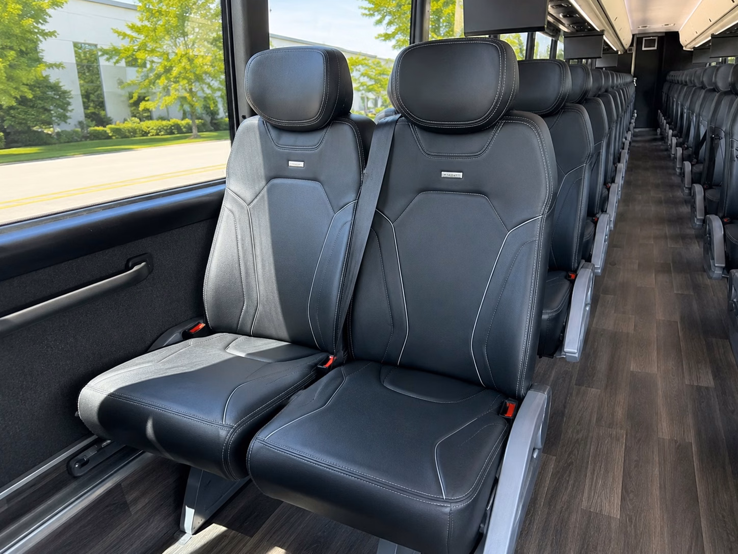 how the bus type you choose changes charter bus rental prices in fort lauderdale florida