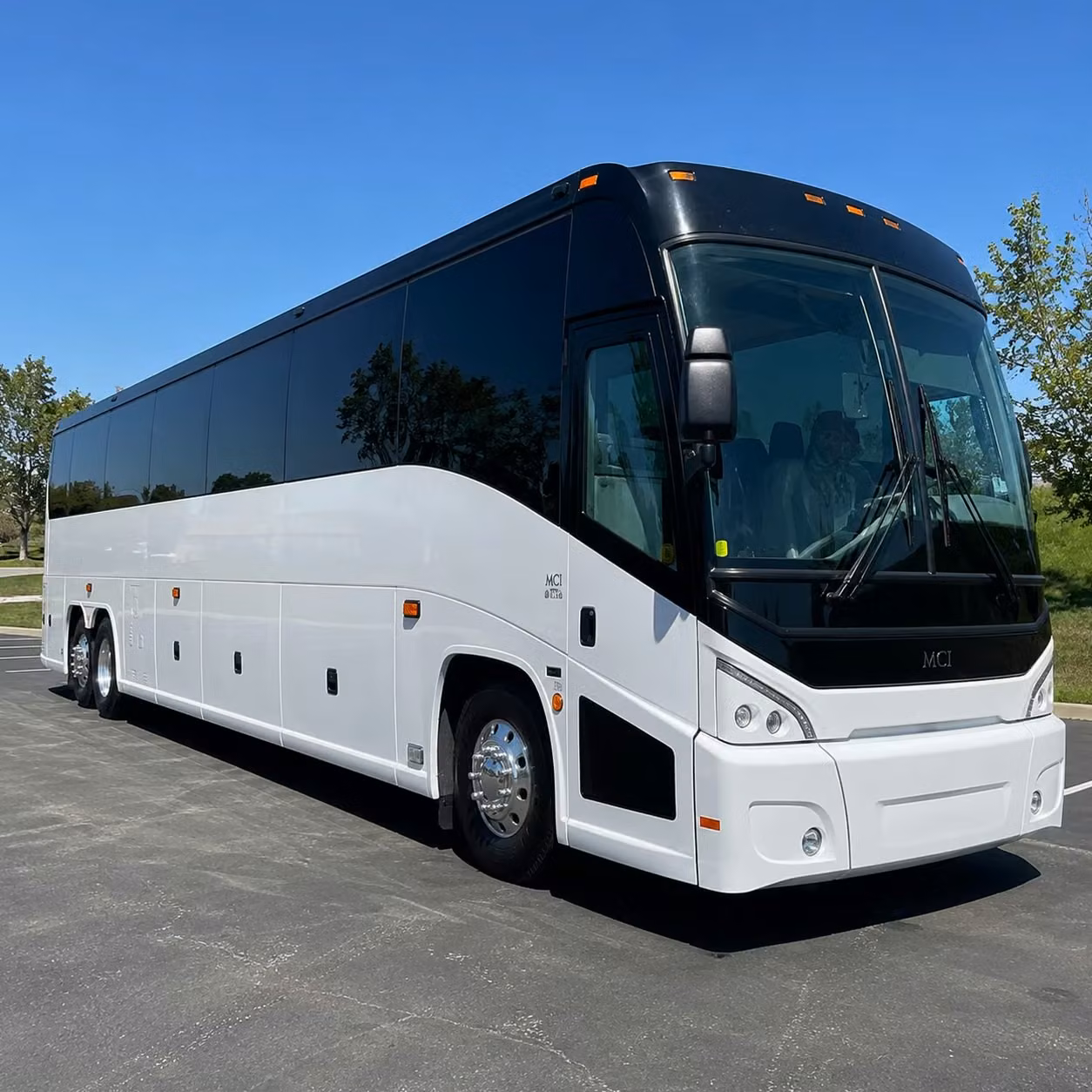 rather than splitting your group rent a private airport shuttle in fort lauderdale